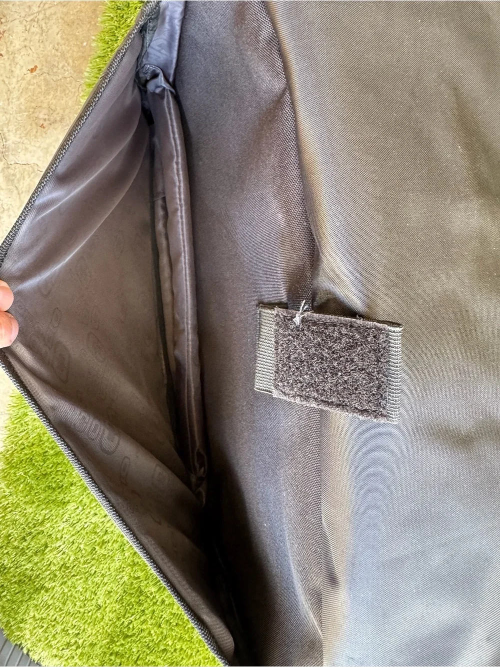 OGIO Black Laptop Messenger Bag Henkels & McCoy NWT Multiple Pockets Briefcase